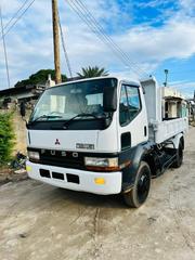 Mitsubishi Fuso 2001 White for sale