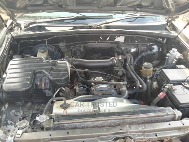 Toyota Land Cruiser Prado 2.7 5dr 2004 Beige
