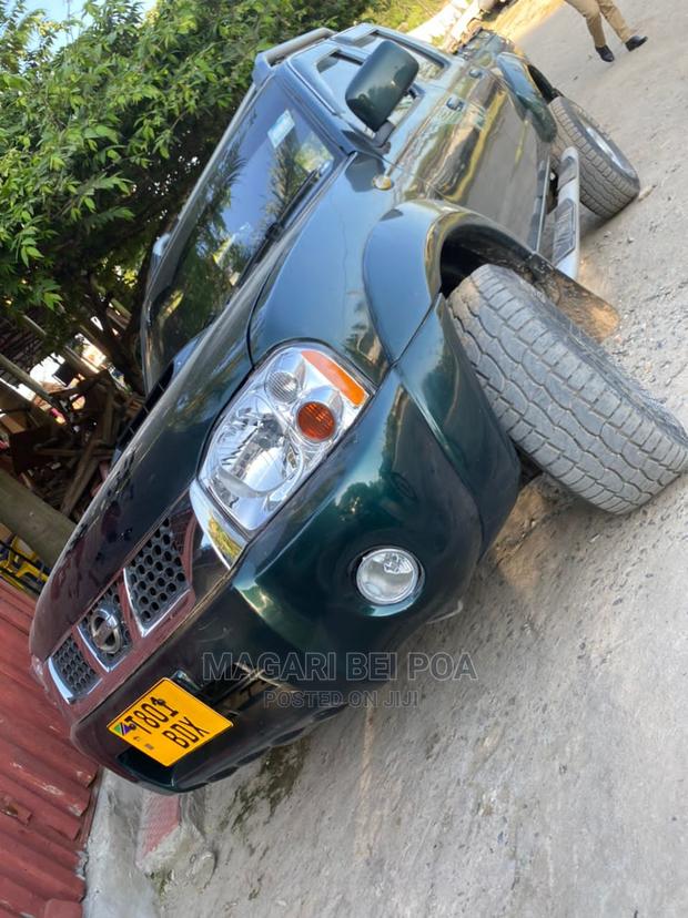 Nissan Hardbody 2003 Green