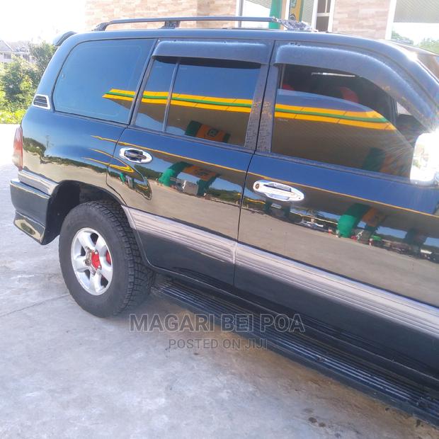 Toyota Land Cruiser 2010 Black