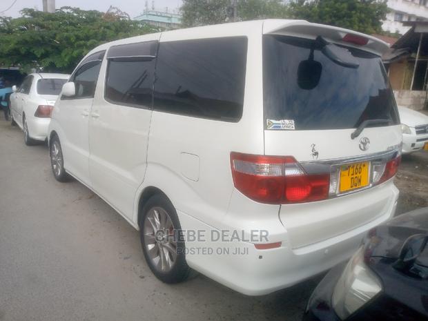 Toyota Alphard 2006 White