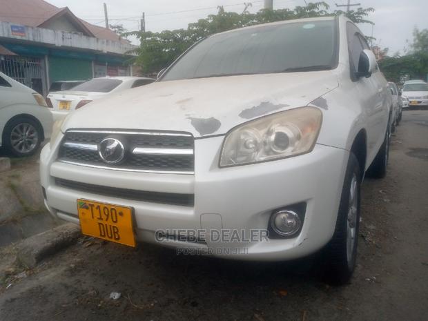 Toyota RAV4 2.0 VVT-i 2008 White
