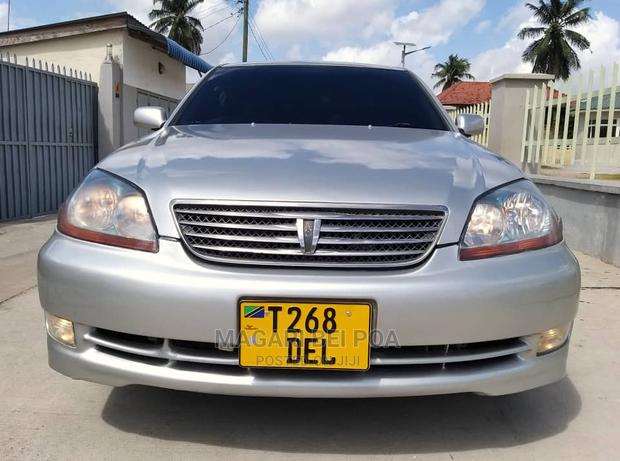 Toyota Mark II Blit 2005 Silver