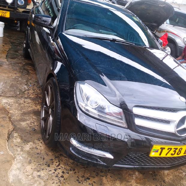 Mercedes-Benz B-Class 2019 Black