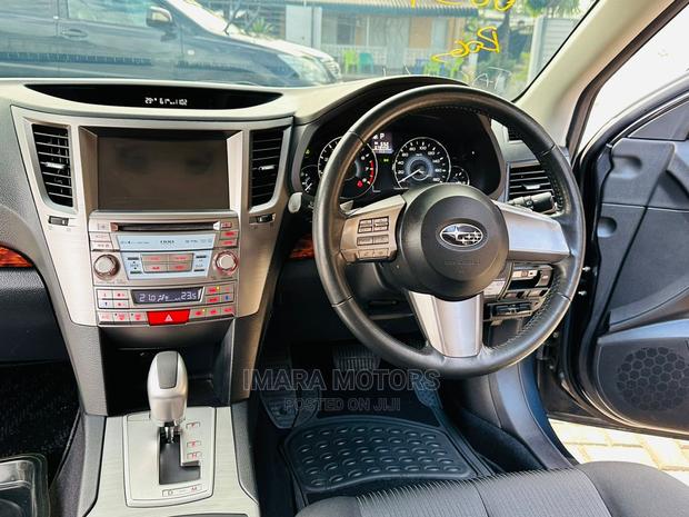 Subaru Legacy 2010 Black
