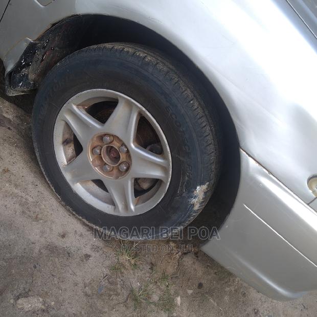 Toyota Carina 2001 Silver