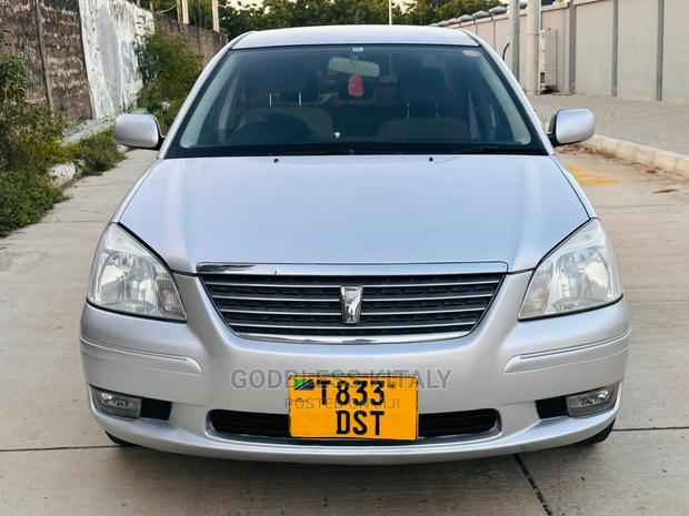 Toyota Premio 2004 Silver