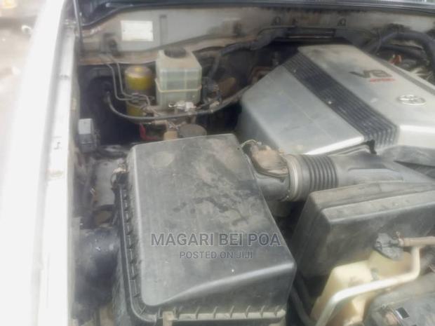Toyota Land Cruiser 2010 Silver
