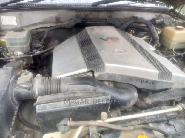Toyota Land Cruiser 2010 Silver