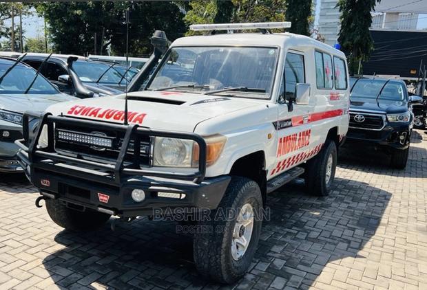 Toyota Land Cruiser 4.5 V8 TD 2019 White