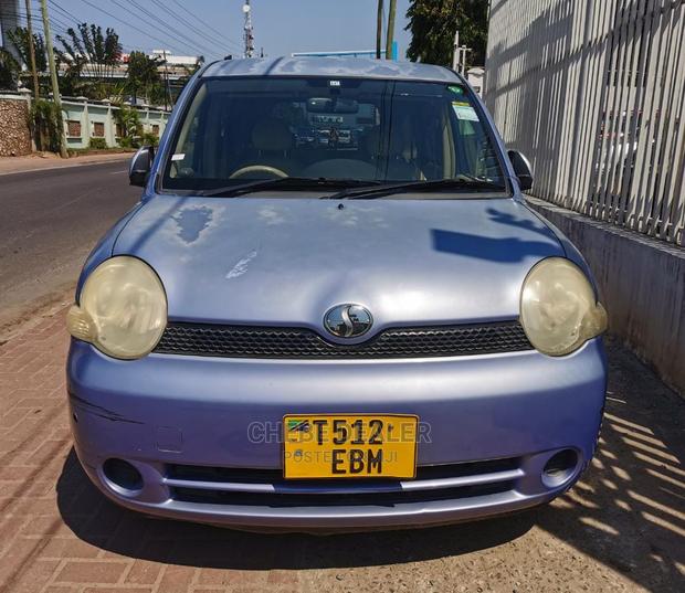 Toyota Sienta 1.5 AWD 2005 Purple