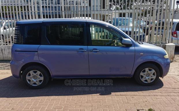 Toyota Sienta 1.5 AWD 2005 Purple