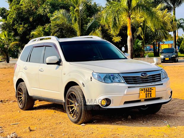 Subaru Forester 2010 White