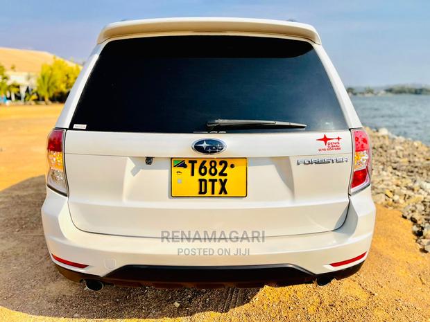 Subaru Forester 2010 White