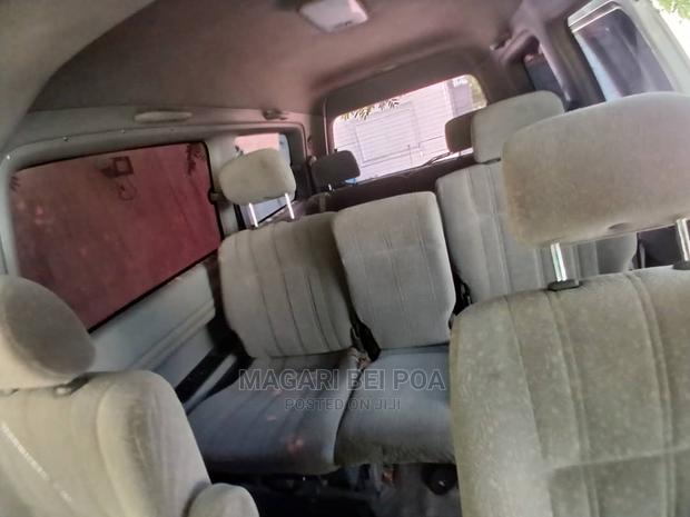 Toyota Noah 2005 White