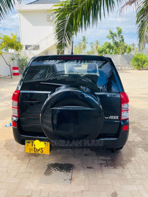 Suzuki Escudo 2007 Black