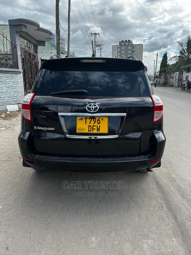 Toyota Vanguard 2008 Black