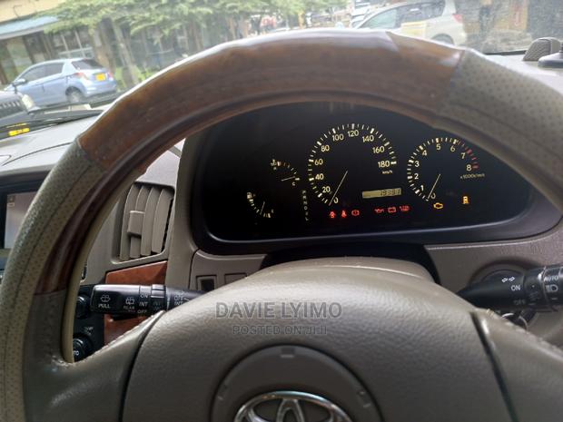 Toyota Harrier 2001 Pearl