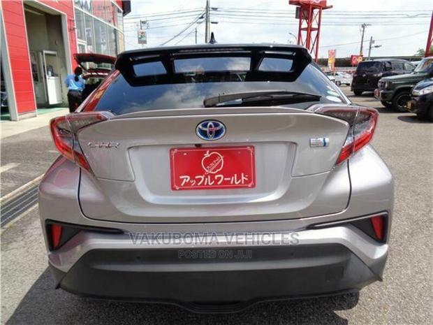 Toyota C-HR 2017 Silver