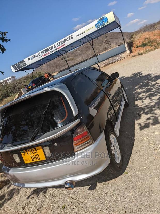 Toyota Starlet 2005 Black