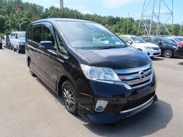 Nissan Serena 2013 Black