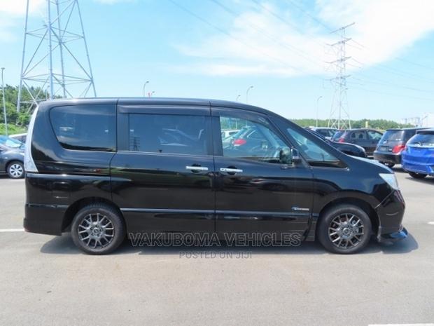 Nissan Serena 2013 Black