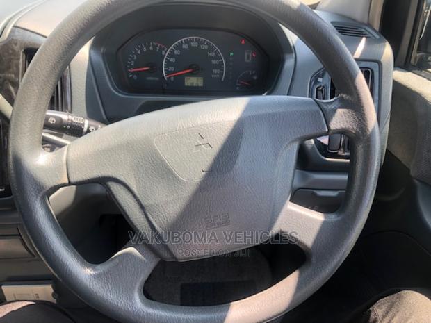 Mitsubishi Dion 2.0 2000 Green