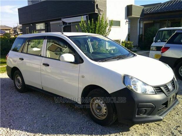 Nissan Advan 2017 White