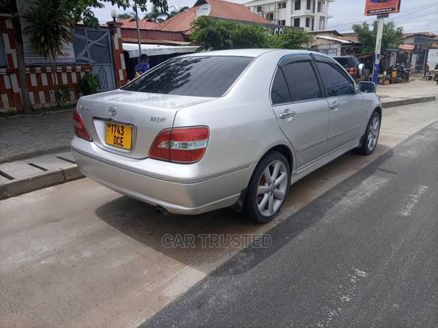 Toyota Brevis 2004 Silver