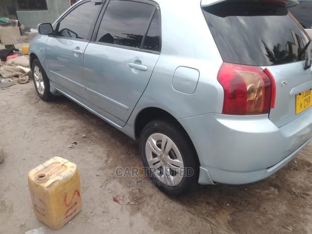 Toyota Allex 2003 Gray