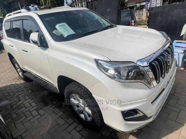Toyota Land Cruiser Prado 2014 White