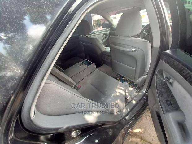 Toyota Crown Royale 2005 Black