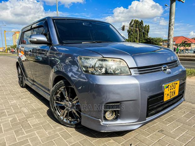 Toyota Corolla Rumion 2010 Gray