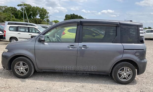 Toyota Sienta 1.5 AWD 2010 Gray