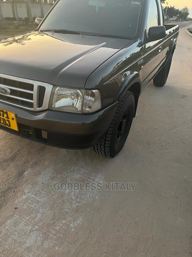 Ford Ranger 2003 Yellow