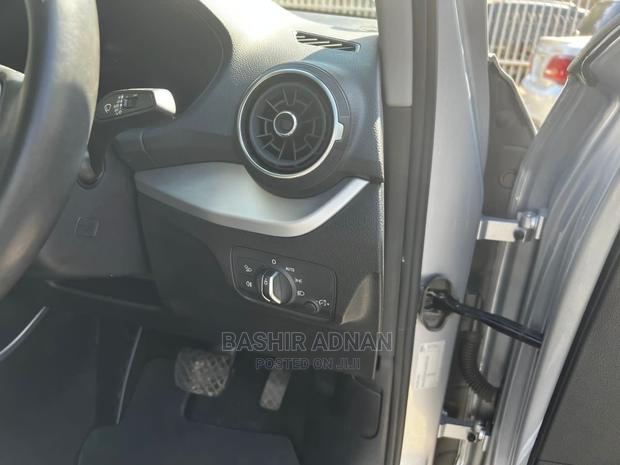 Audi Q2 1.0 TFSI FWD 2018 Silver
