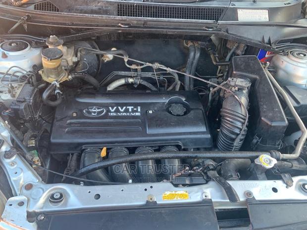 Toyota RAV4 1.8 2005 Silver