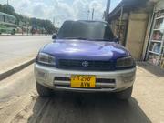 Toyota RAV4 Base FWD 1999 Blue for sale