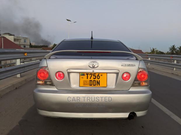 Toyota Altezza 2004 Silver