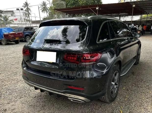Mercedes-Benz GLC-Class 2022 Black