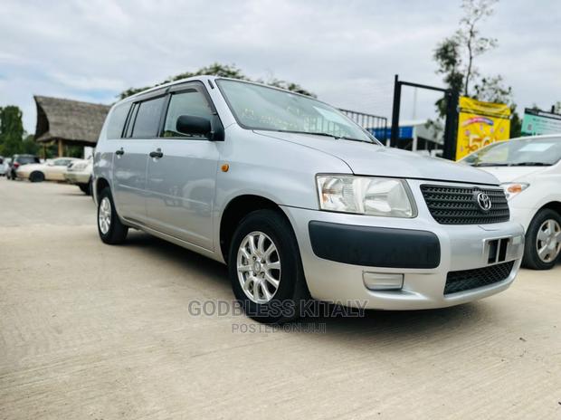 Toyota Probox 2006 Silver