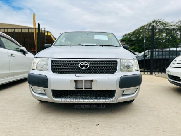 Toyota Probox 2006 Silver