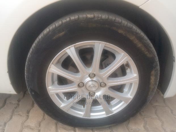 Toyota Porte 1.5 AWD 2014 White