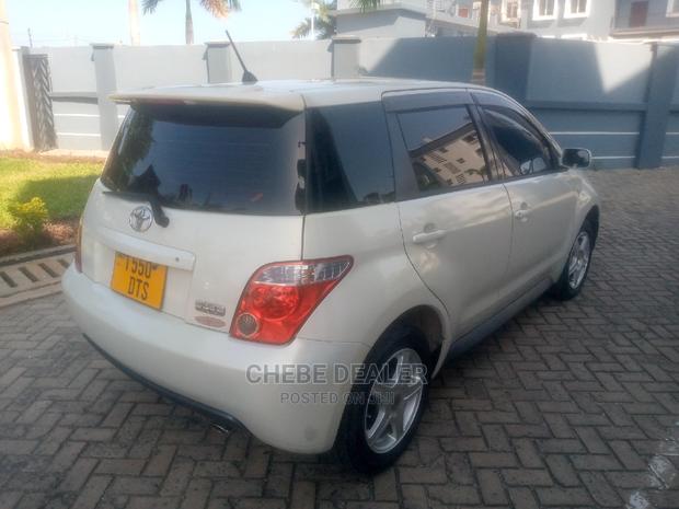Toyota IST 2005 White