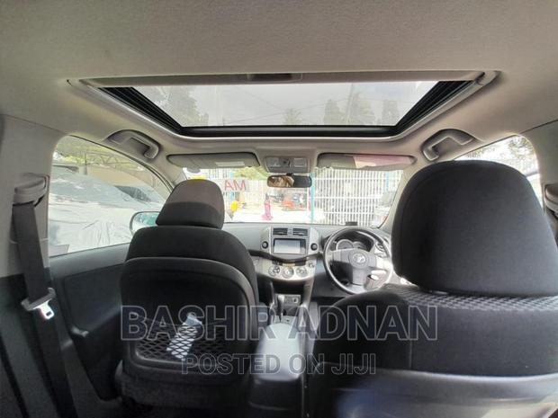 Toyota RAV4 2.4 2008 White