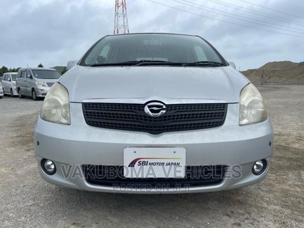 Toyota Corolla Spacio 2002 Silver