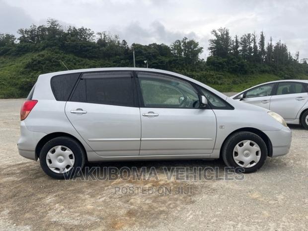 Toyota Corolla Spacio 2002 Silver