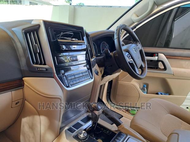 Toyota Land Cruiser Cygnus 4.7 2007 White