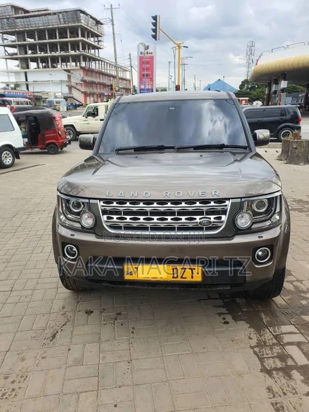 Land Rover Discovery 2011 Brown
