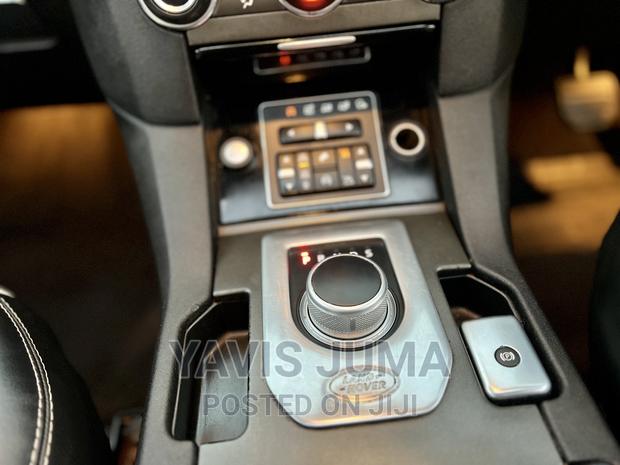 Land Rover Discovery 2014 Gray